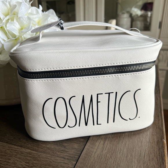 Rae Dunn Makeup Rae Dunn Cosmetics Bag Poshmark